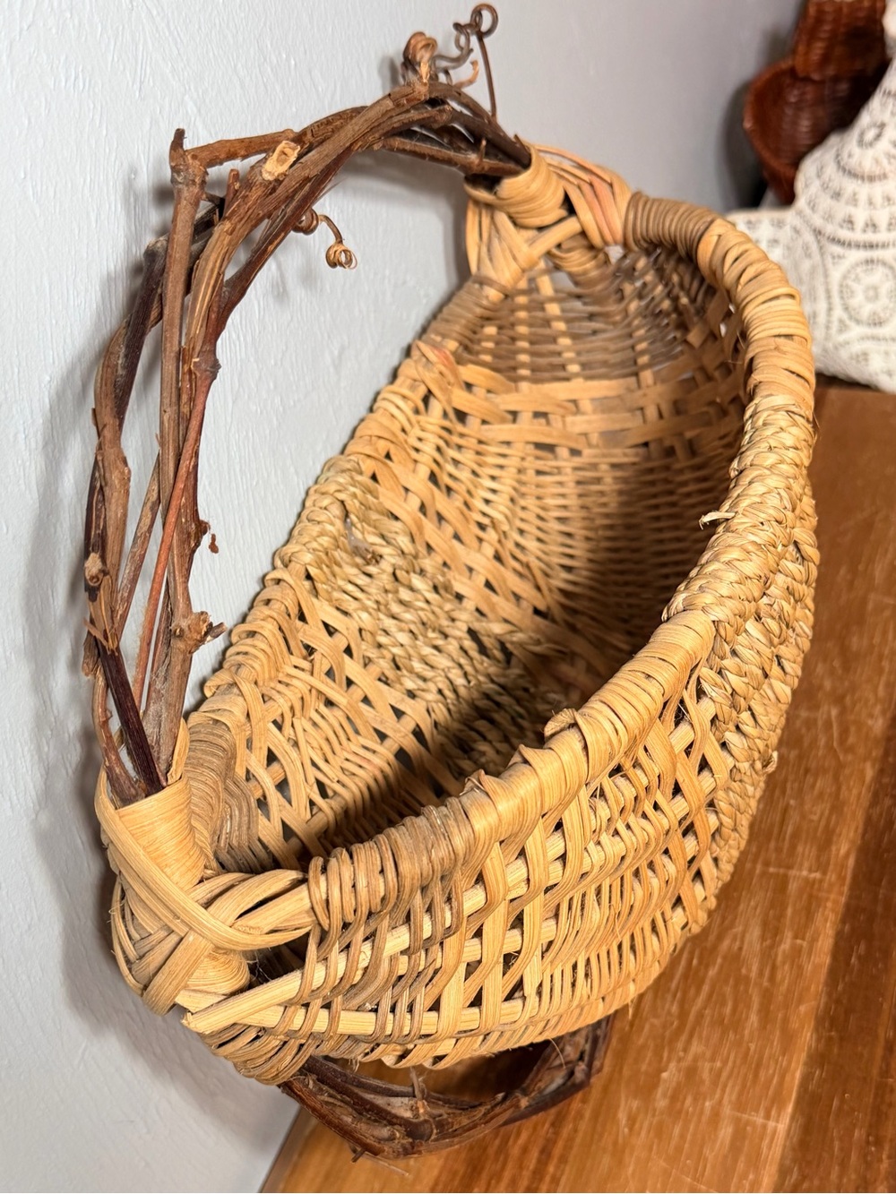Vintage Handwoven Wicker Basket with Vine Handle - Natural Tan - Picture 10 of 11